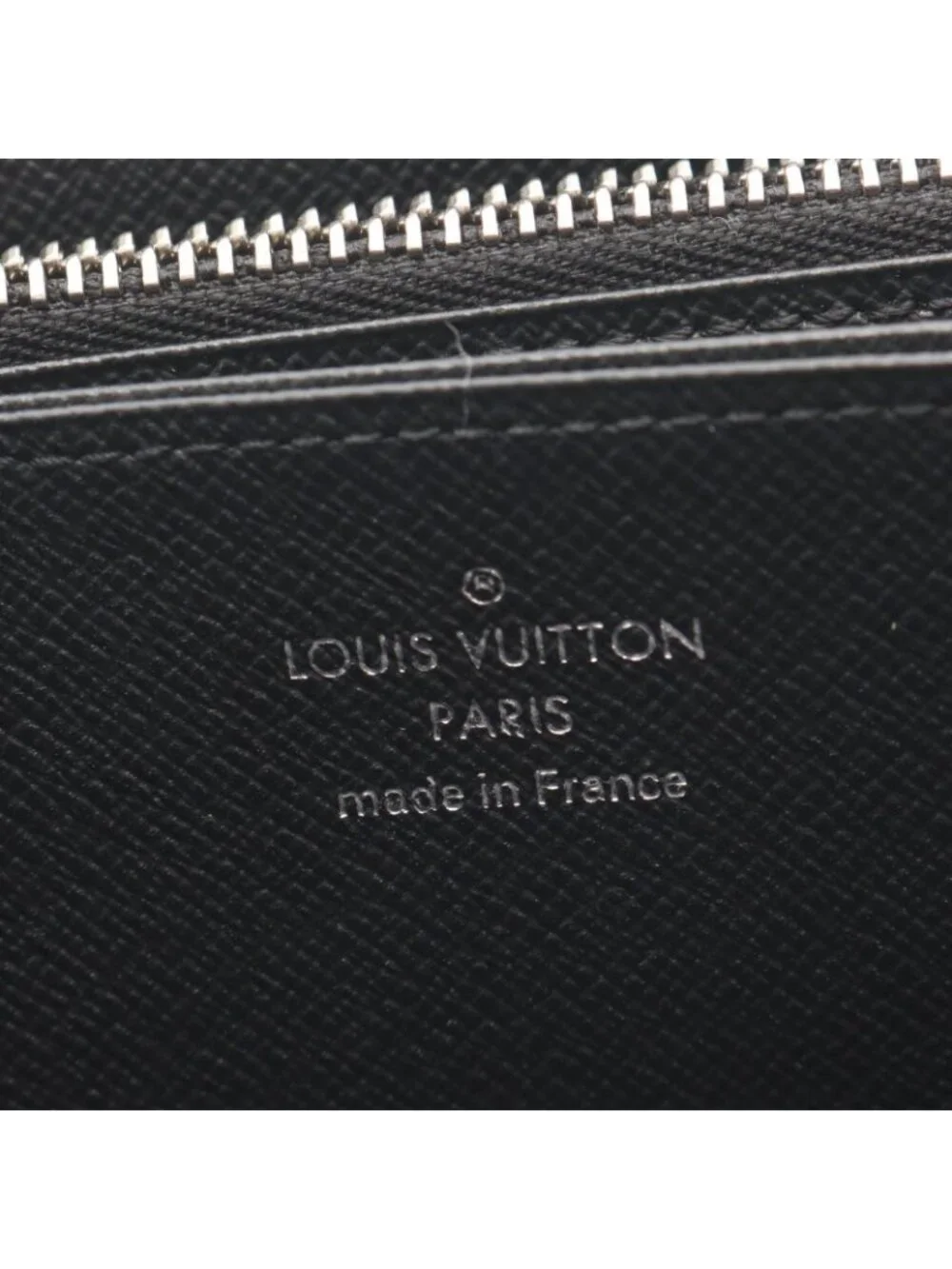Louis Vuitton Round Wallet Zippy Epi Noir Leather